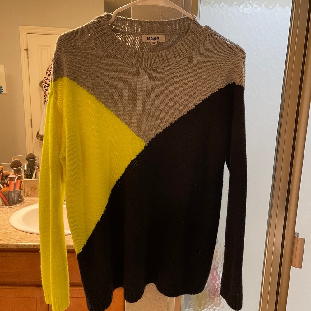 BB Dakota Sweater